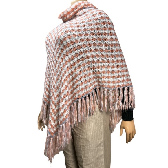 Karma Woman's Poncho Turtleneck loose Knit Fringe hem Ivory Pink blue size OS - Picture 5 of 14